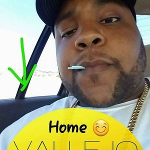 Meet your Posher, Cameron