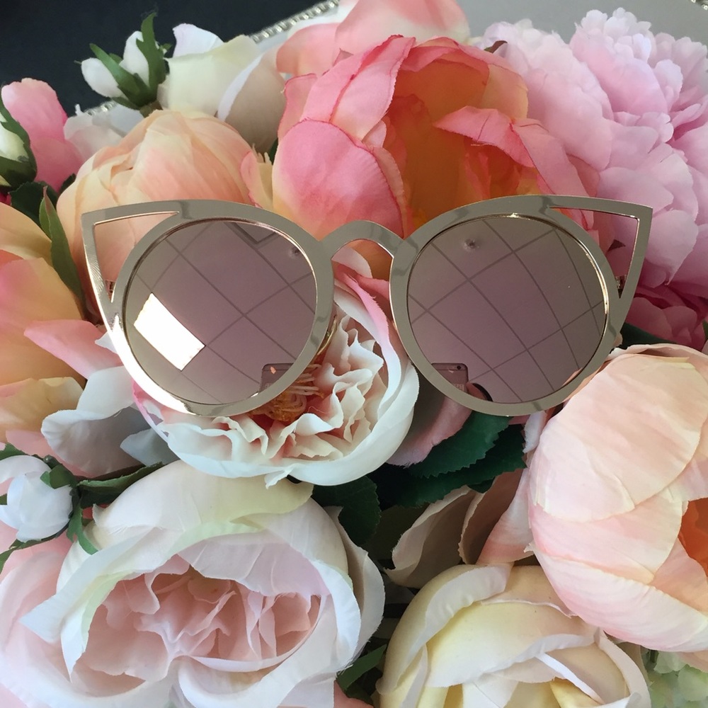 Rose Gold Reflective Cat Sunglasses - Picture 2 of 4