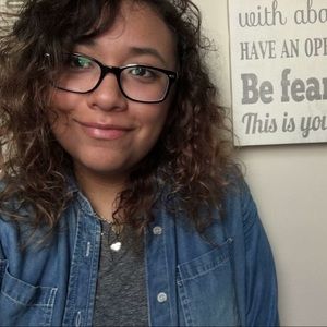 Meet your Posher, Evelyn