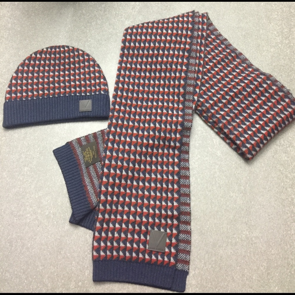 🌟FLASH SALE!! 🌟Mens Louis Vuitton hat and scarf