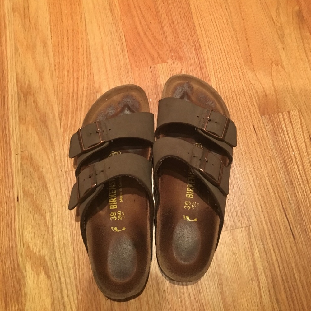 Brown birkenstocks size 9
