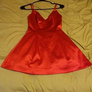 Red Bebe Deep V-neck dress size 0