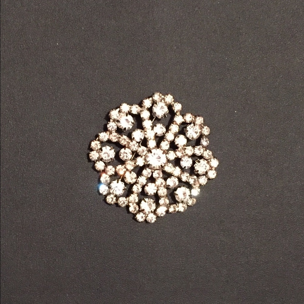 Rhinestone pin