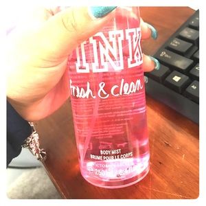 Pink body mist