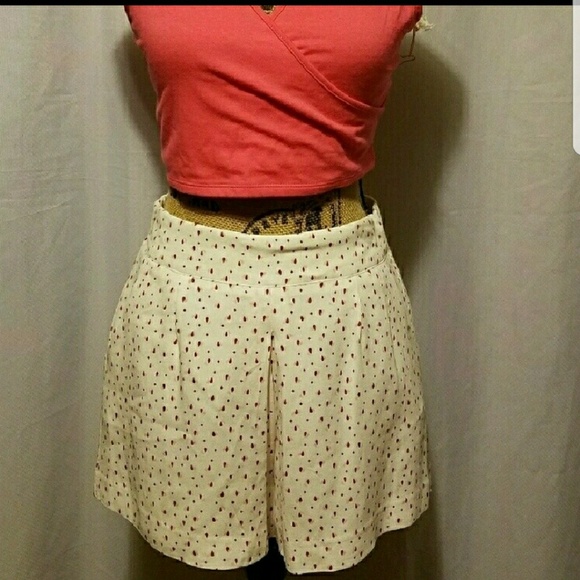 LC Lauren Conrad shorts.disney collection. - Picture 3 of 4