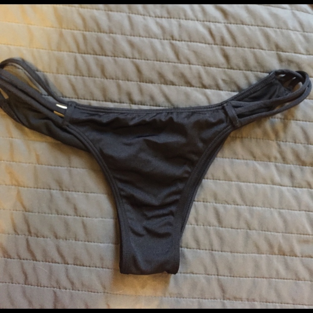 Victoria secret itsy bottoms