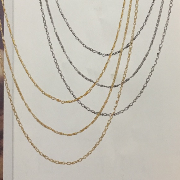 Libby Layering - Picture 2 of 3