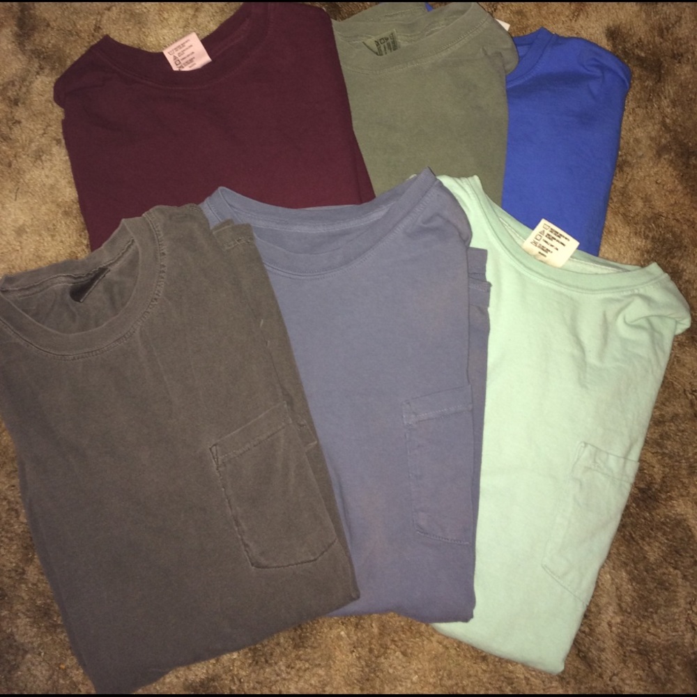 Comfort Colors medium short sleeve shirts.!!