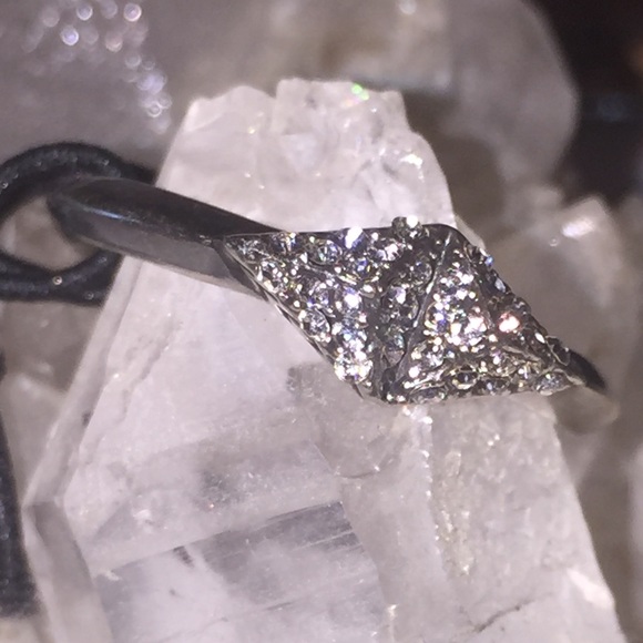 Sama Pave Crystal Ring Sizes 6-7-8 - Picture 2 of 4