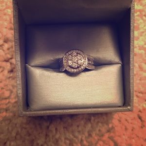 Zales halo cut genuine diamond ring