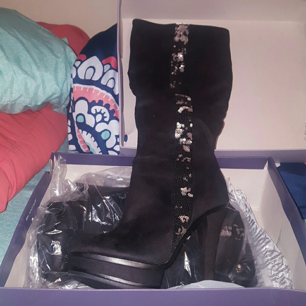 Jennifer Lopez Malina Black Boot Heels