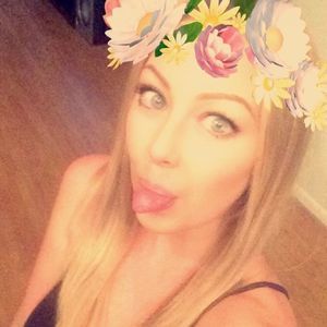 Meet your Posher, Arielle