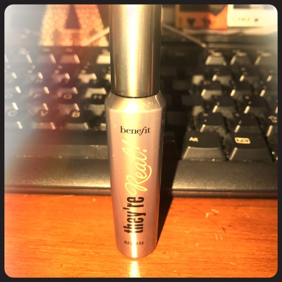 Benefit Mascara - Picture 1 of 1