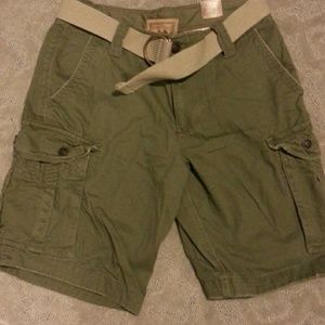 NWT Men's shorts size 32