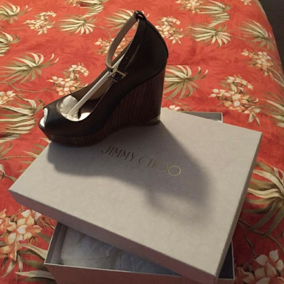 Jimmy Choo - Picture 2 of 4