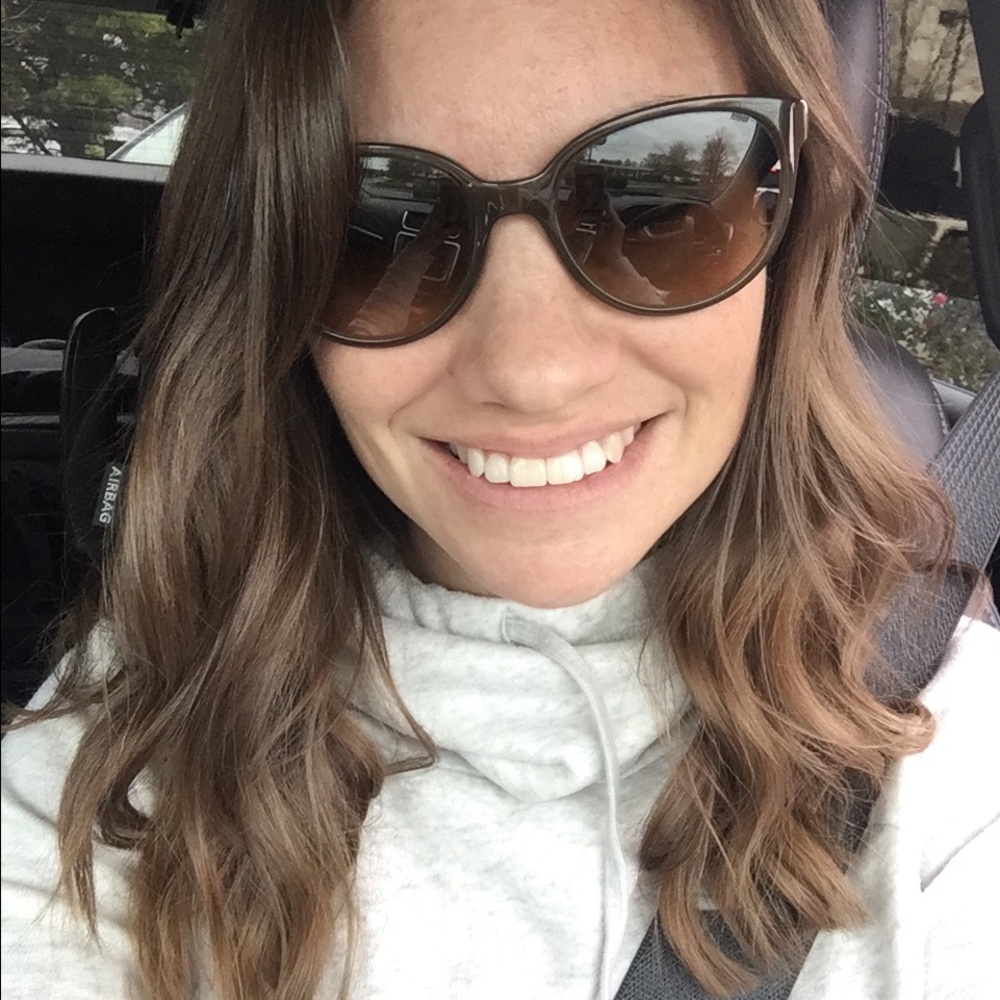 Meet your Posher, Melissa