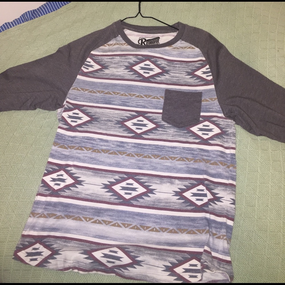 A small Aztec shirt new