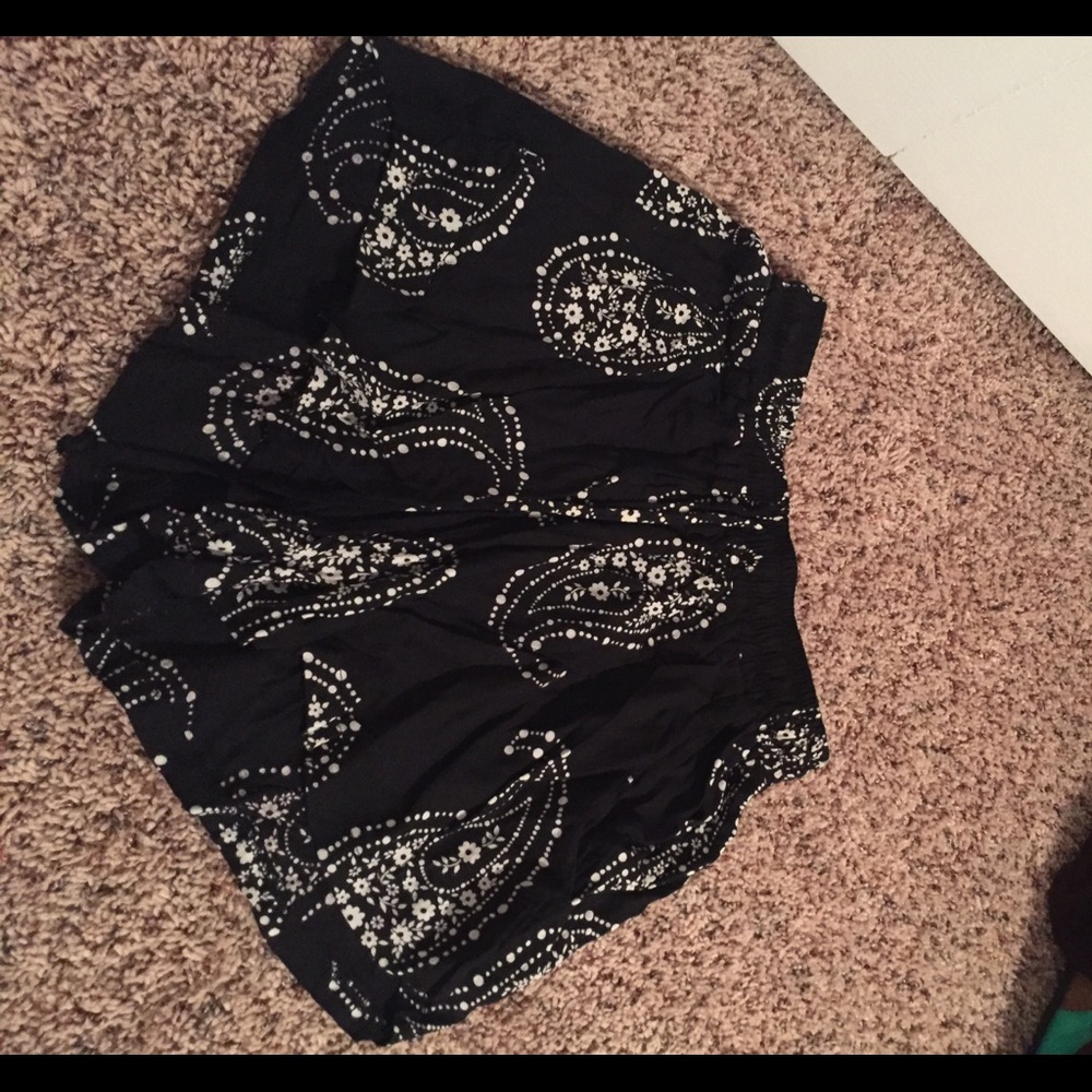 Flowy shorts!
