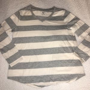 🔴 Old Navy Longsleeve Shirt 🔴