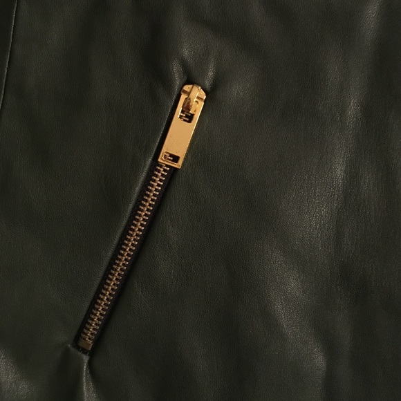 Skirt - Picture 2 of 4