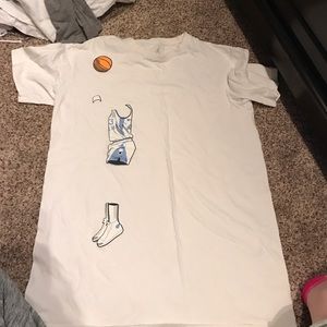 JORDAN TSHIRT SIZE MEDIUM