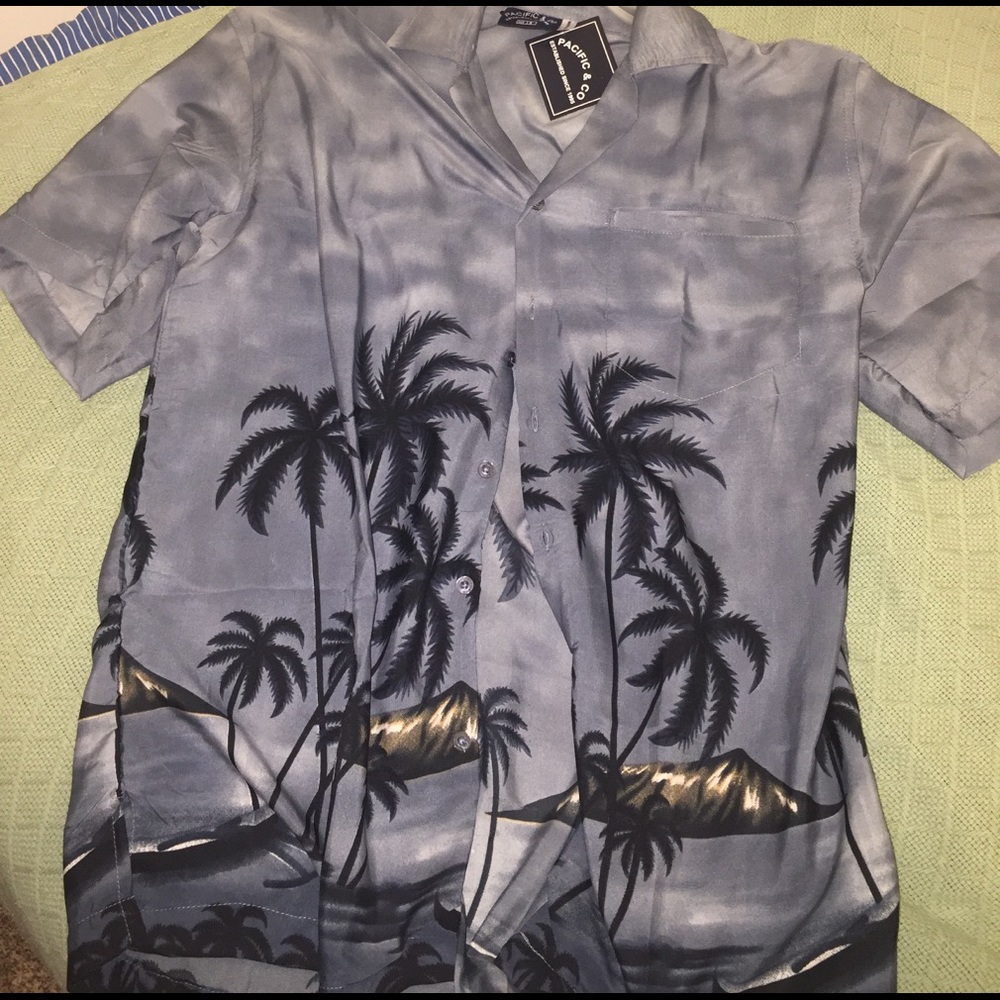 Buttoned up surf shirt