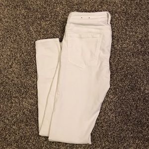 New without tags, white American eagle jeggings