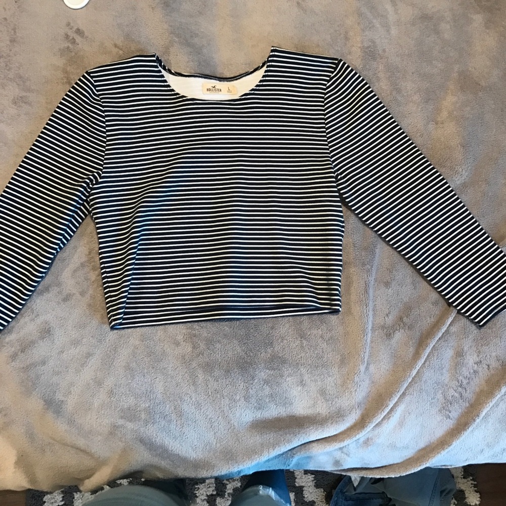 Half long sleeve crop top