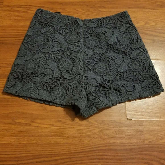 Ark & Co high waisted, navy blue, lace shorts - Picture 2 of 4