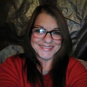 Meet your Posher, Janet