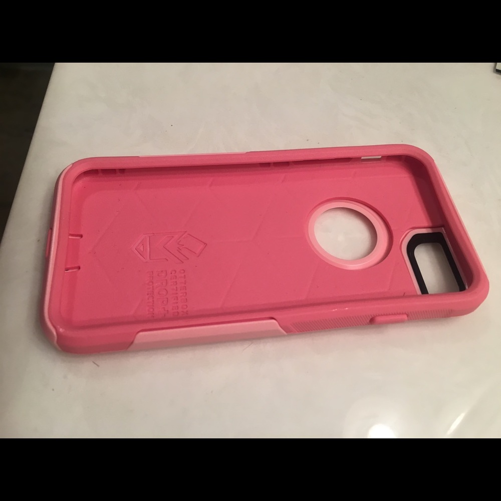 Pink Otter Box for iPhone 6 📱