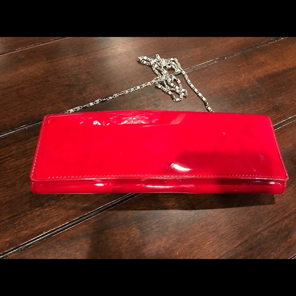 Aldo clutch