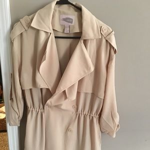 Light weight trench coat
