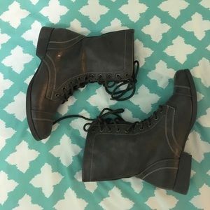 Lightweight Combat Boots!