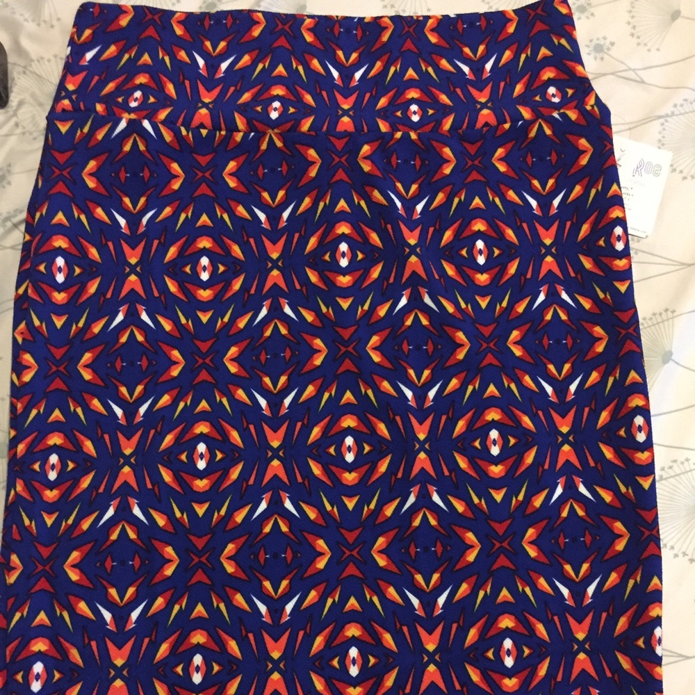 LuLaRoe Cassie