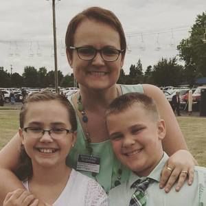 Meet your Posher, Lacey