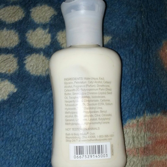 Free gift for purchase over $20 - Picture 2 of 2