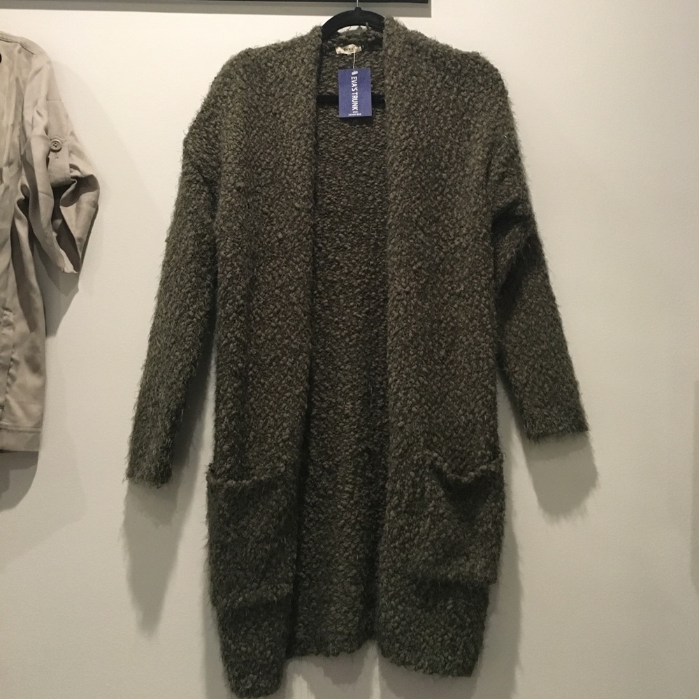 SUPER SOFT hunter green long cardigan with pockets