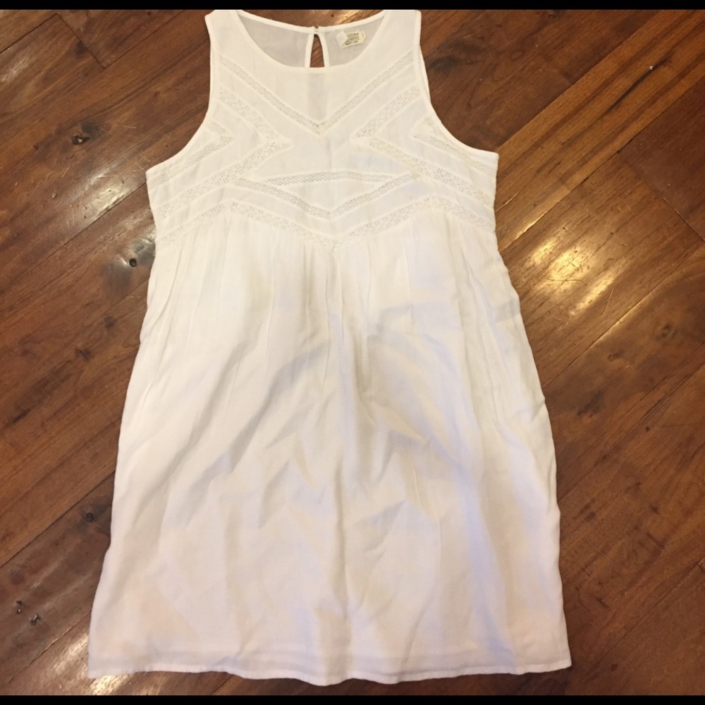 White summery Volcom dress