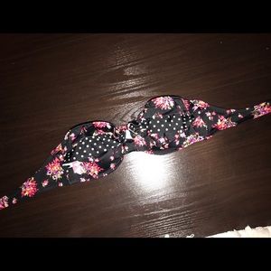 VS ruffle bandeau 34C- worn once