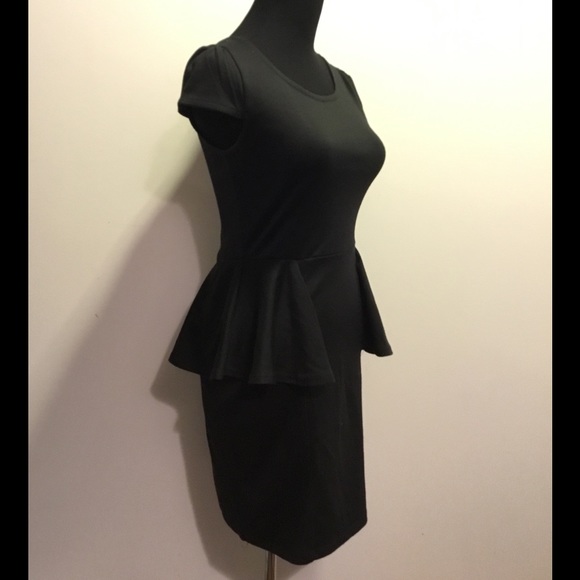 Monteau Black Peplum Dress - Picture 2 of 3