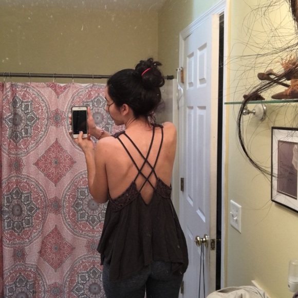 Rare Cross back Free People tank - Picture 2 of 8