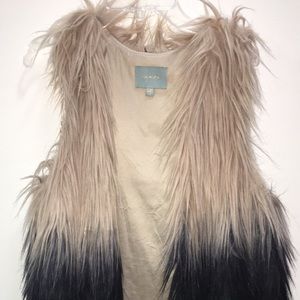 American threads fur vest