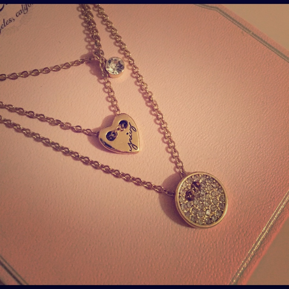 Juicy Couture 3 layer necklace gold tone