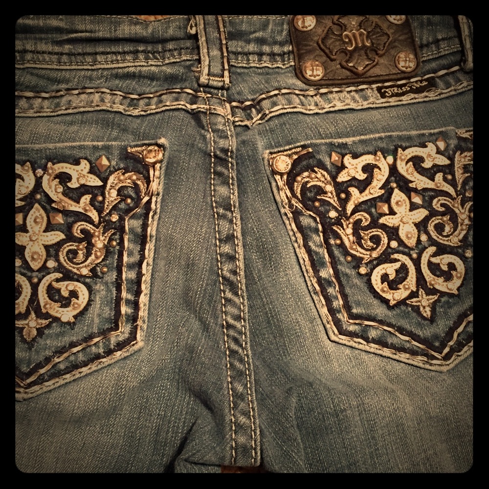 Miss Me Jeans. Size 28