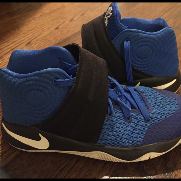 kyrie 2 blue and black