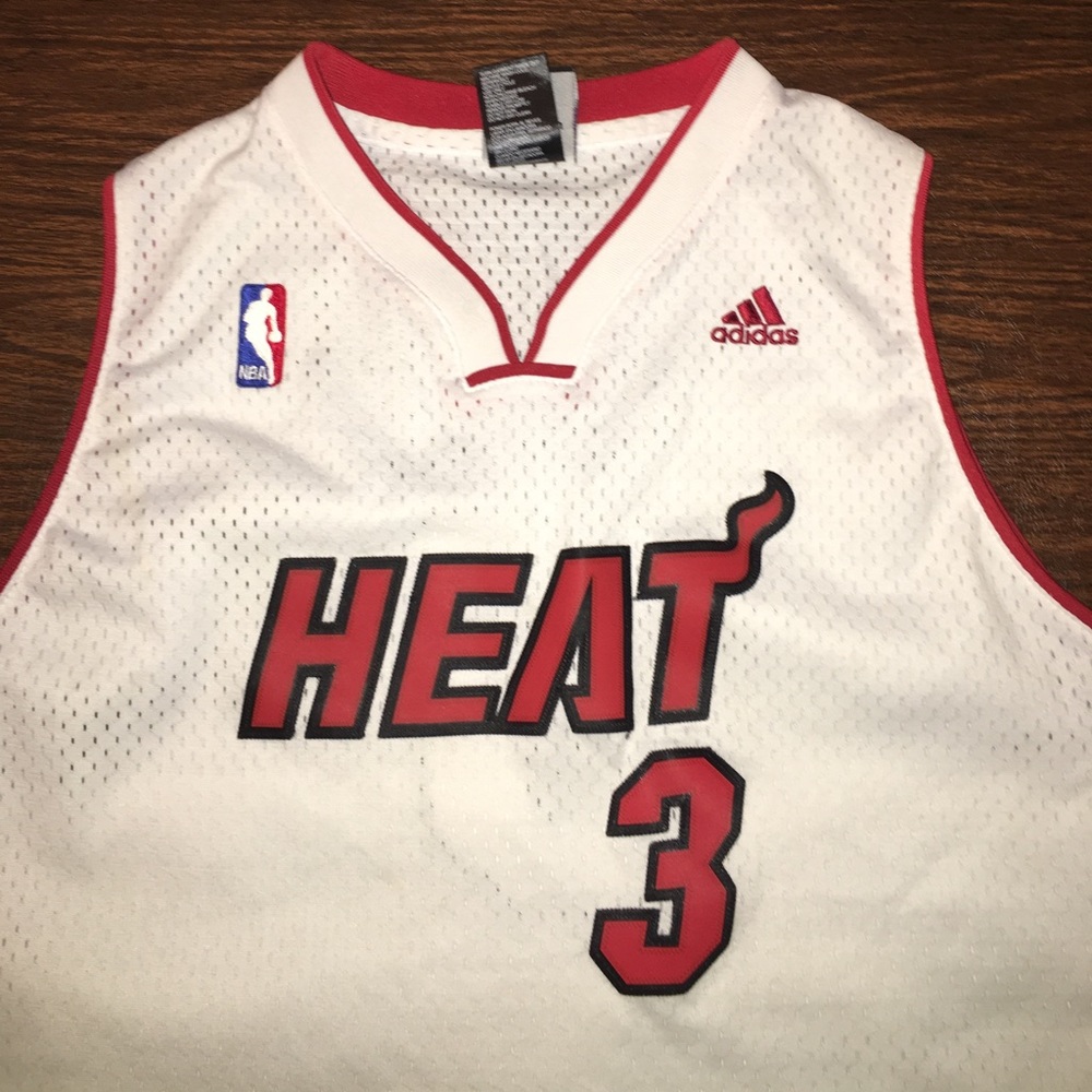 Dwyane Wade Heat jersey