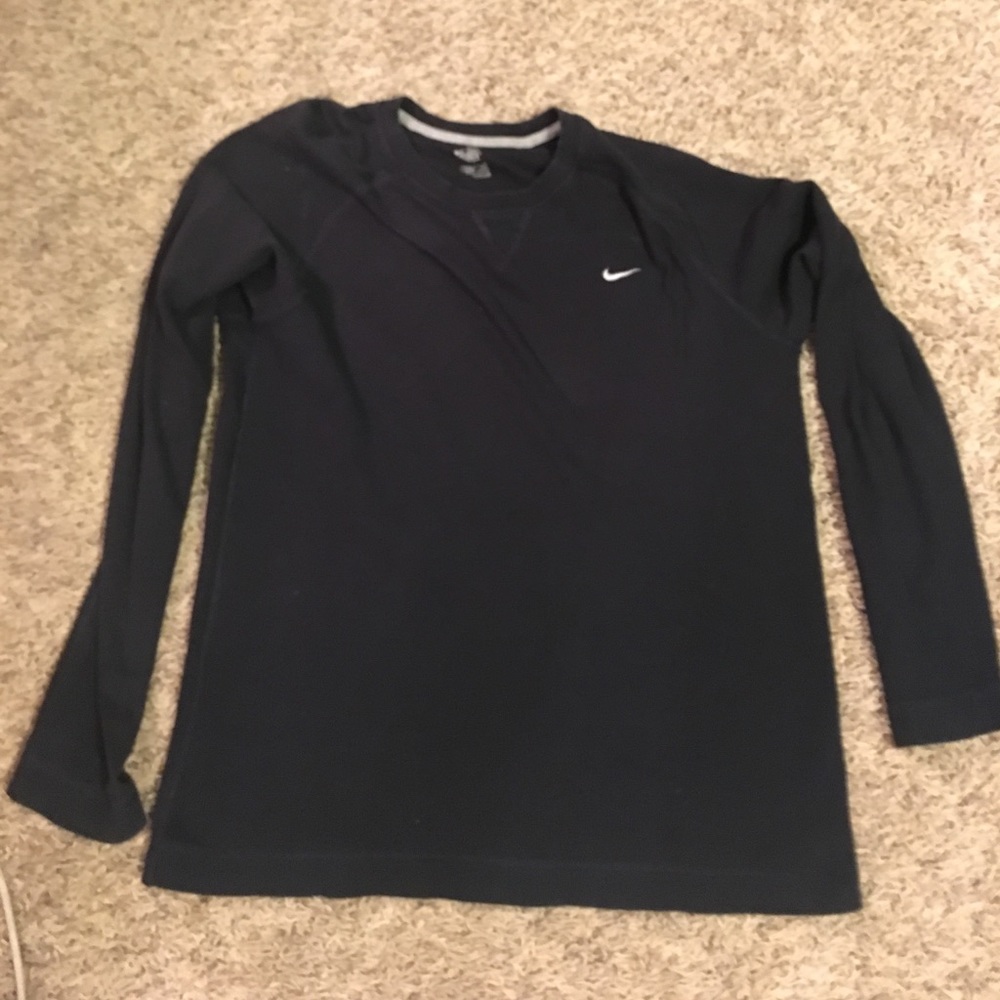 Nike long sleeve navy shirt