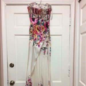 Karishma Sz 0 hi-lo AMAZING