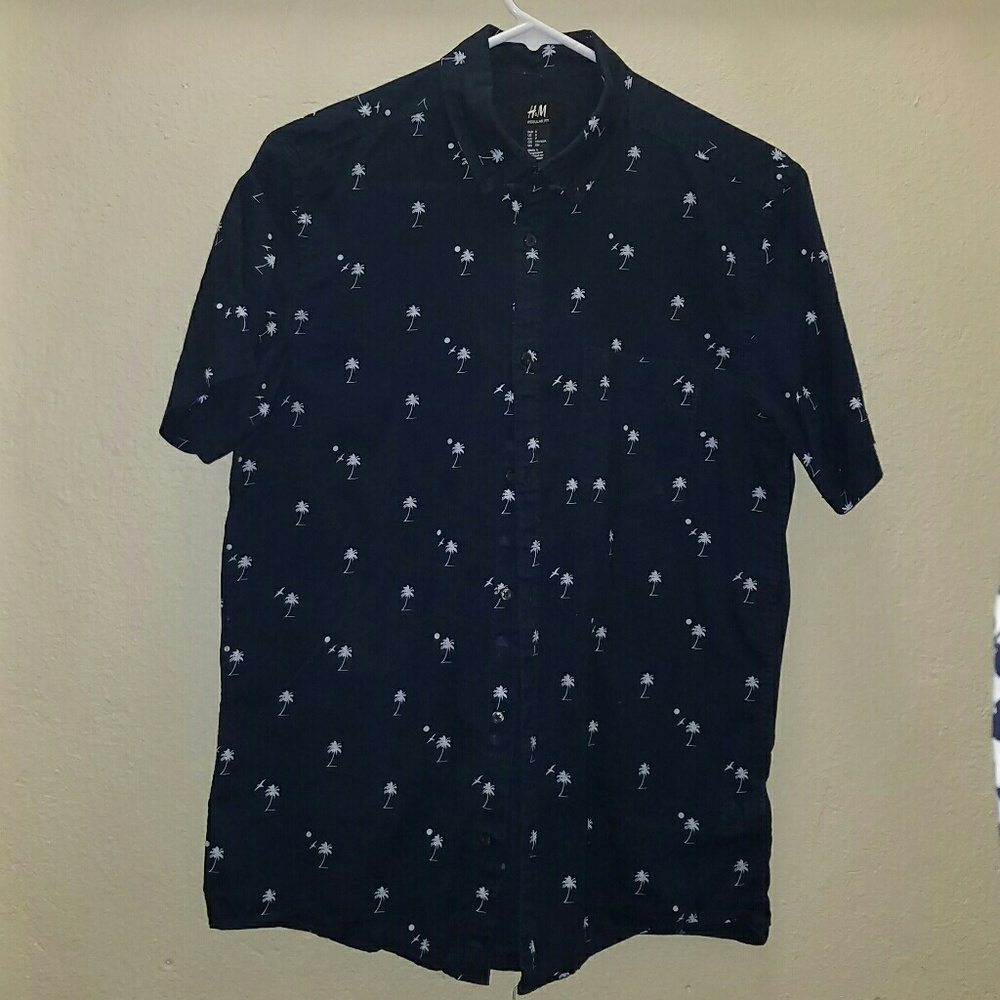 Palm Tree Print Short Sleeve Button Up